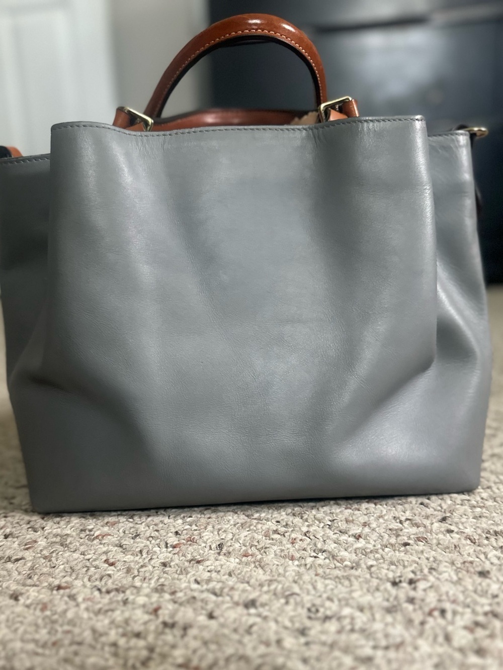 Dooney & Bourke Large Barlow Grey Size H10.75"xD 6.5"xL 13" - Picture 5 of 8